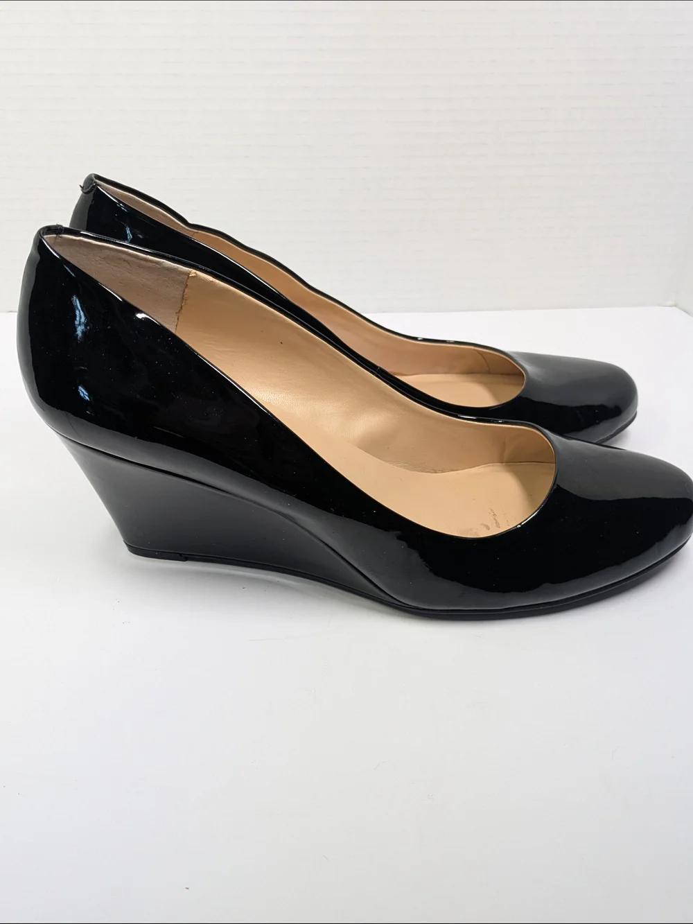 Jessica Simpson Black Patent Round-Toe Pumps